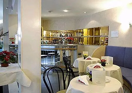 Fiera Wellness & Hotel 3*