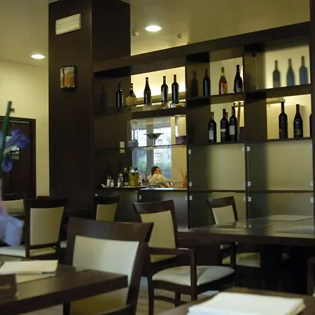 Fiera Wellness & 3*